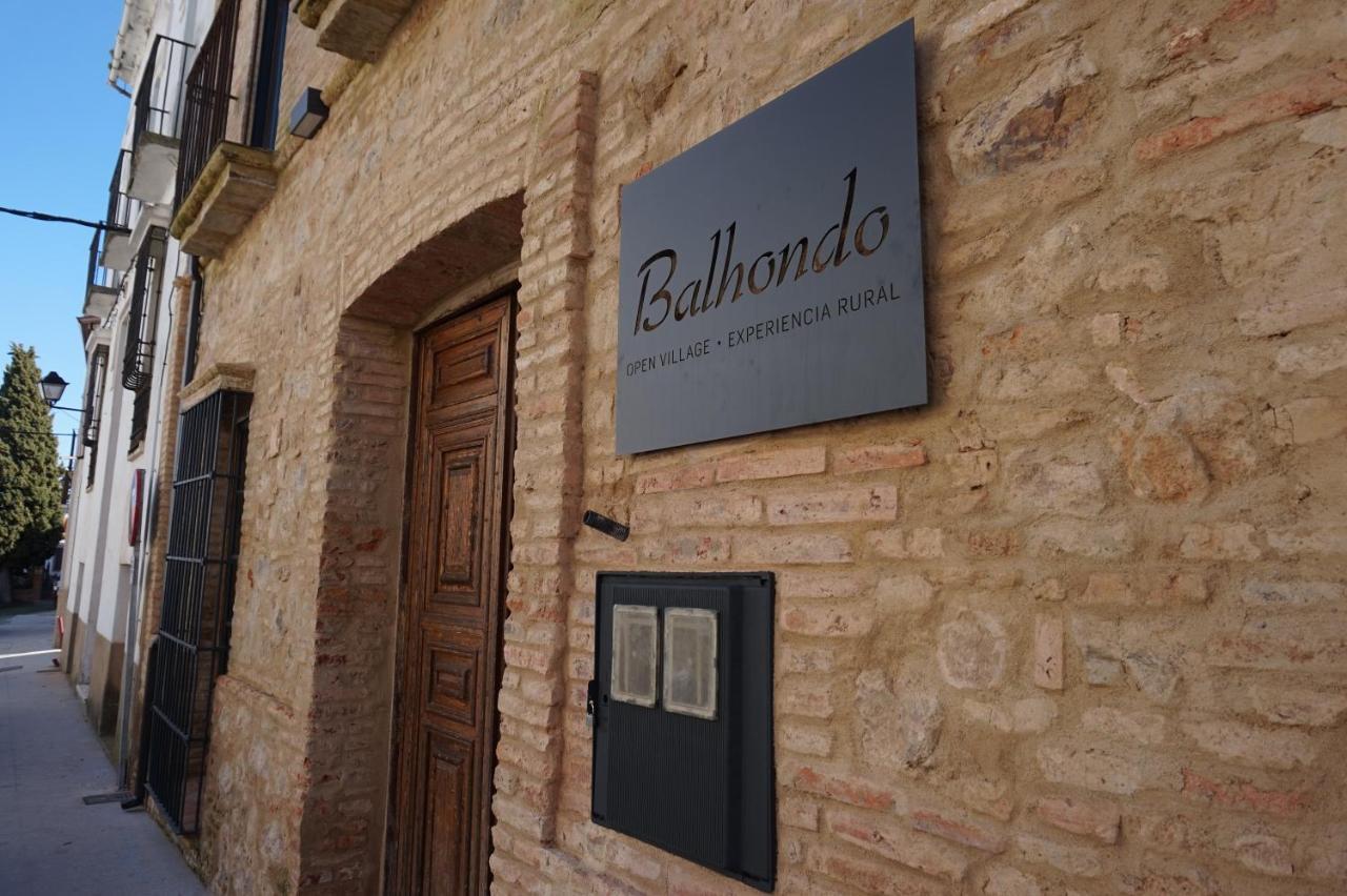 Balhondo Open Village Puebla de Alcocer Екстериор снимка