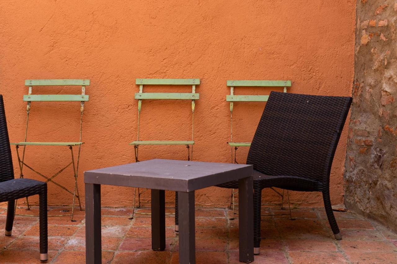 Balhondo Open Village Puebla de Alcocer Екстериор снимка